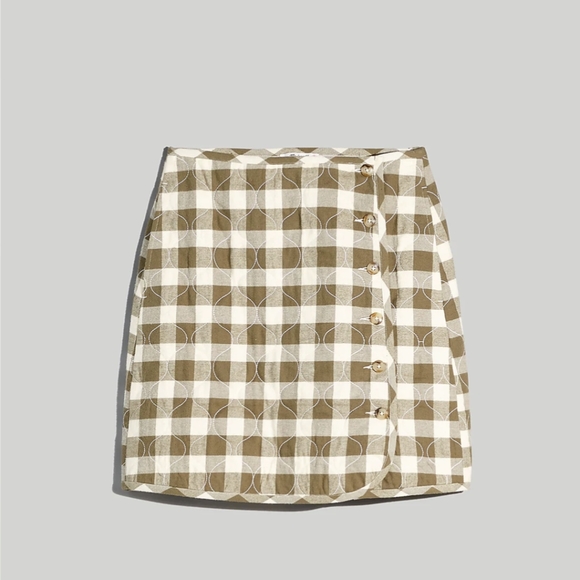 Sold! NWT Curvy Quilted High Rise Flannel Mini Skirt in Gingham Check - Picture 13 of 15